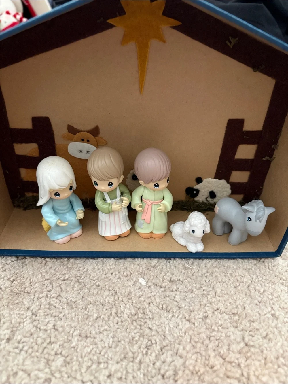Precious Moments Nativity Plastic Playset As is